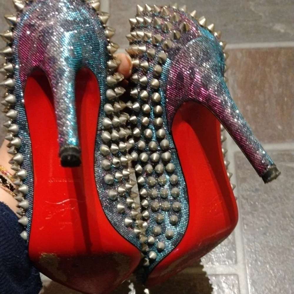 Christian Louboutin Metallic iridescent Studded Studs Pigalle Pump Heel Size 35 - Picture 6 of 12